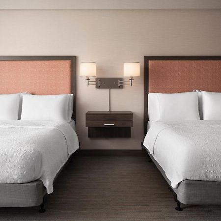 Hampton Inn & Suites Yonkers - Westchester Bagian luar foto
