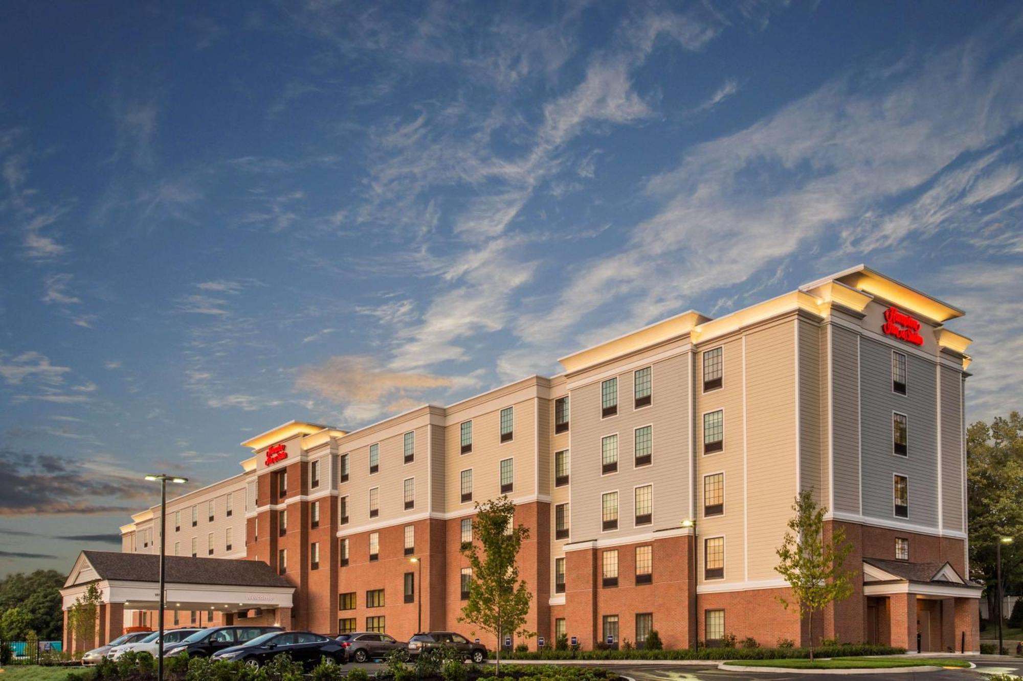 Hampton Inn & Suites Yonkers - Westchester Bagian luar foto