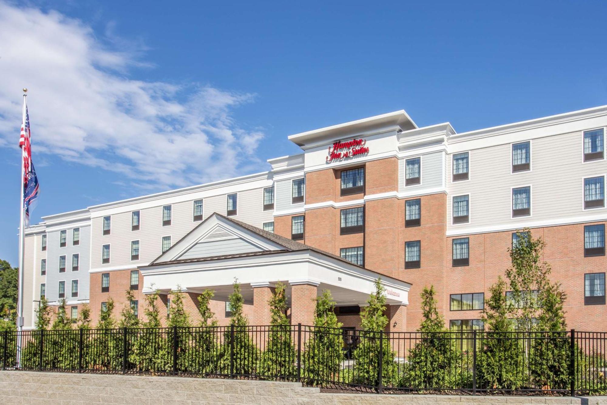 Hampton Inn & Suites Yonkers - Westchester Bagian luar foto