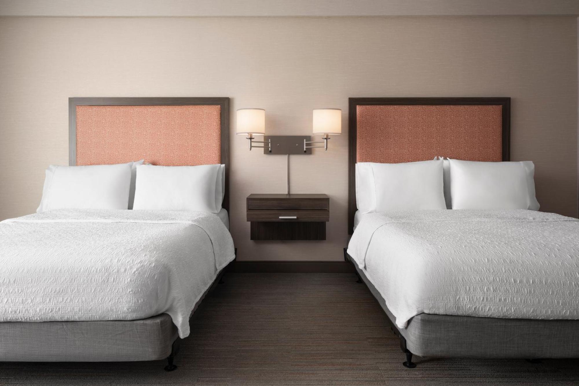 Hampton Inn & Suites Yonkers - Westchester Bagian luar foto