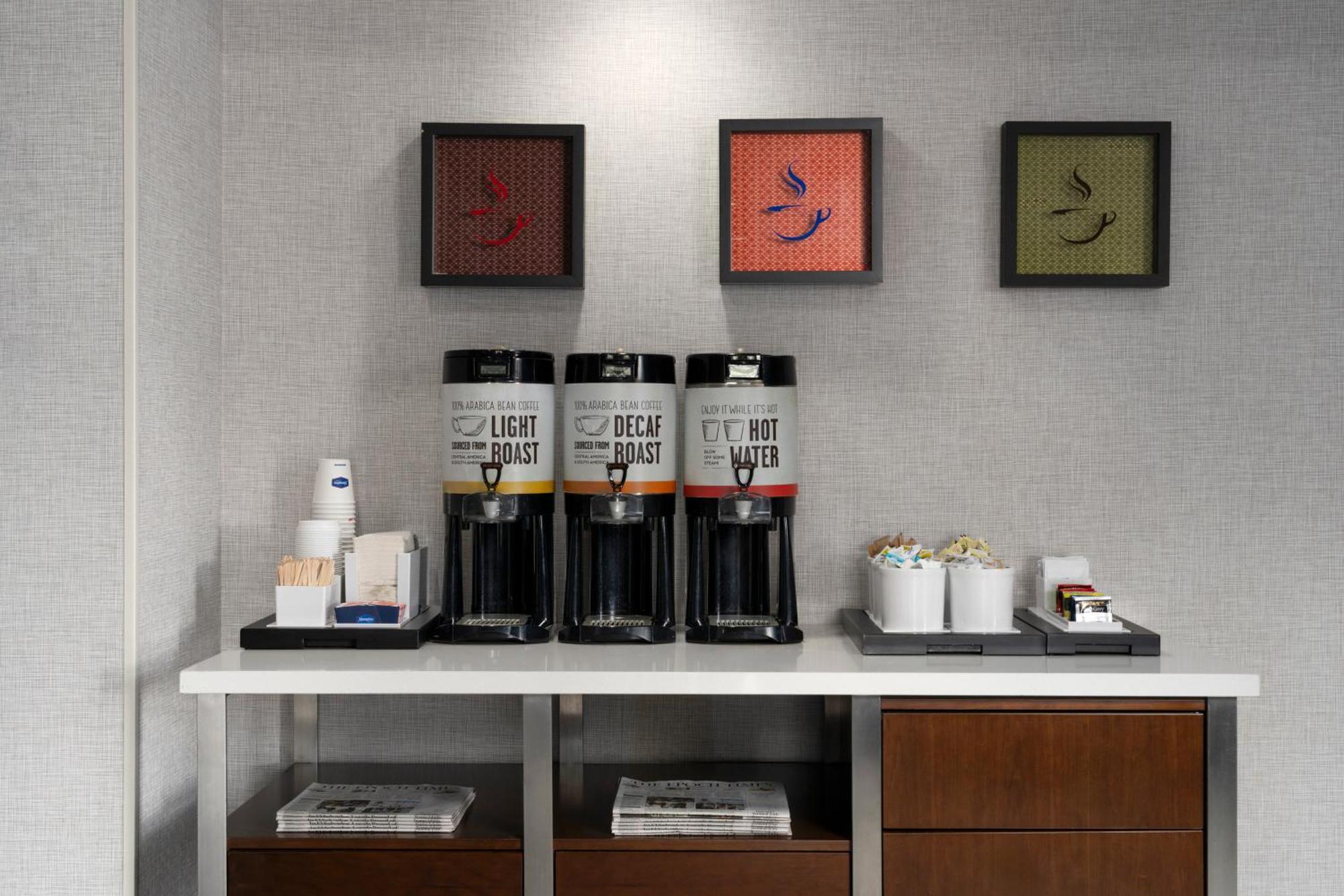Hampton Inn & Suites Yonkers - Westchester Bagian luar foto