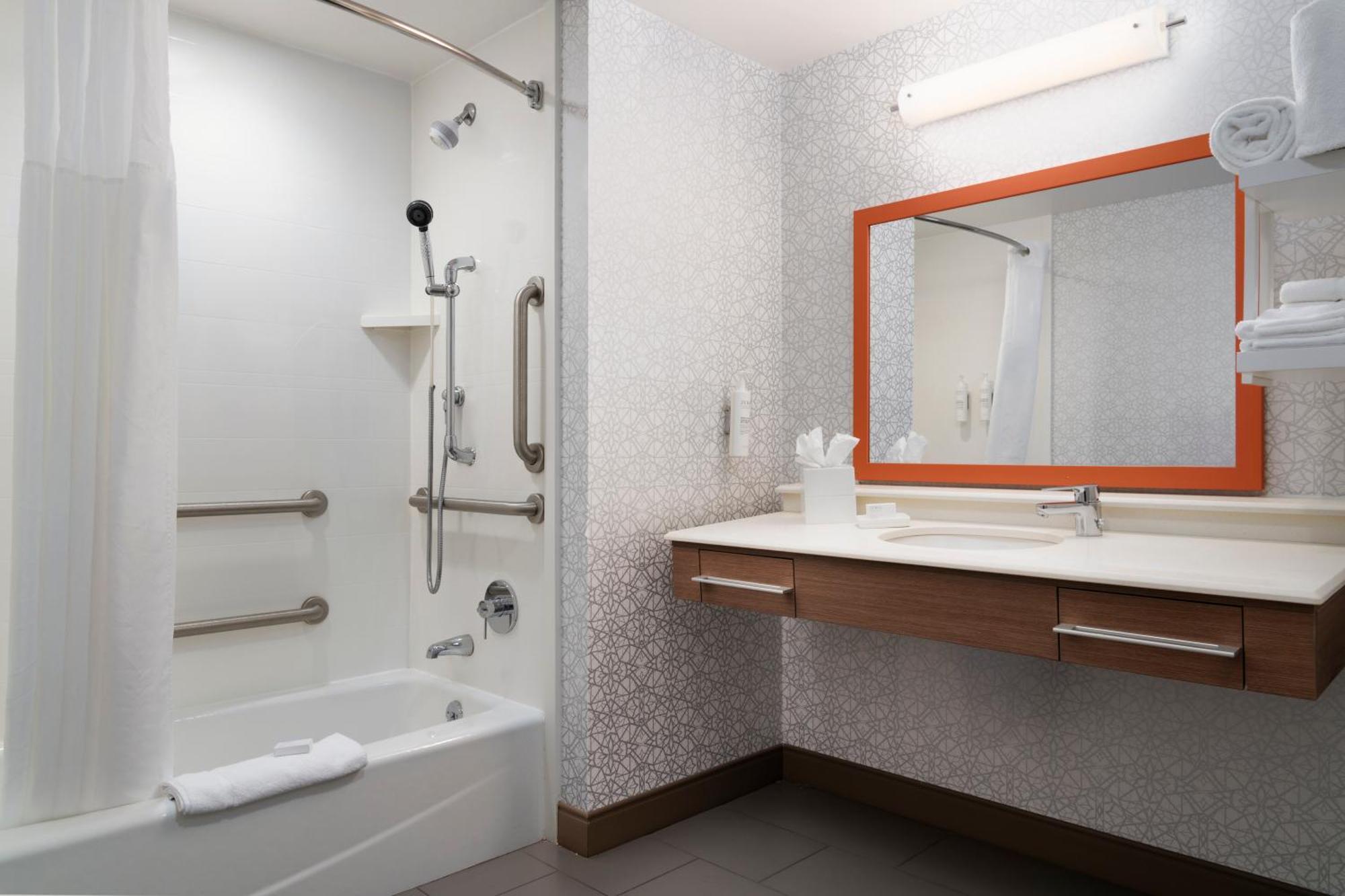 Hampton Inn & Suites Yonkers - Westchester Bagian luar foto