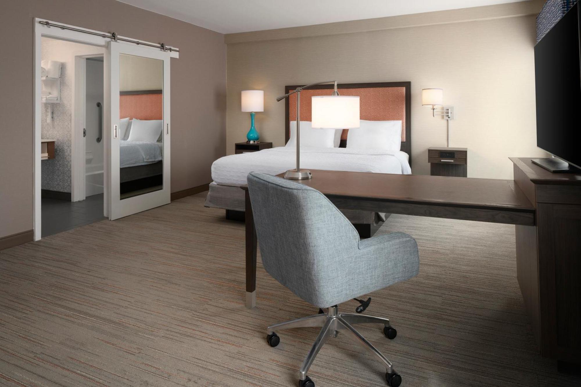 Hampton Inn & Suites Yonkers - Westchester Bagian luar foto
