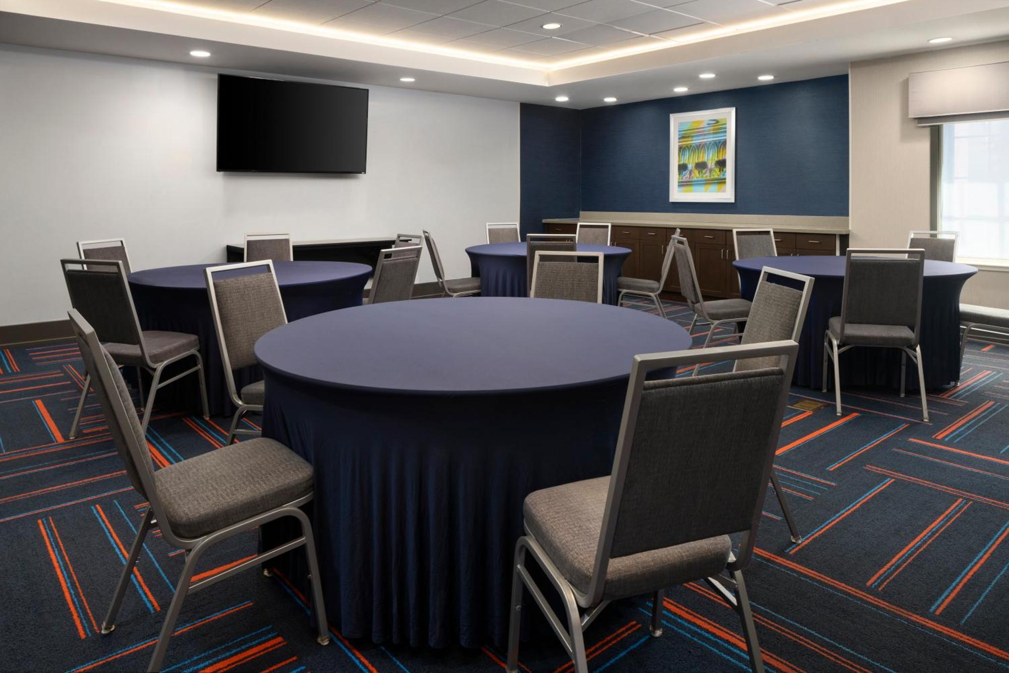 Hampton Inn & Suites Yonkers - Westchester Bagian luar foto