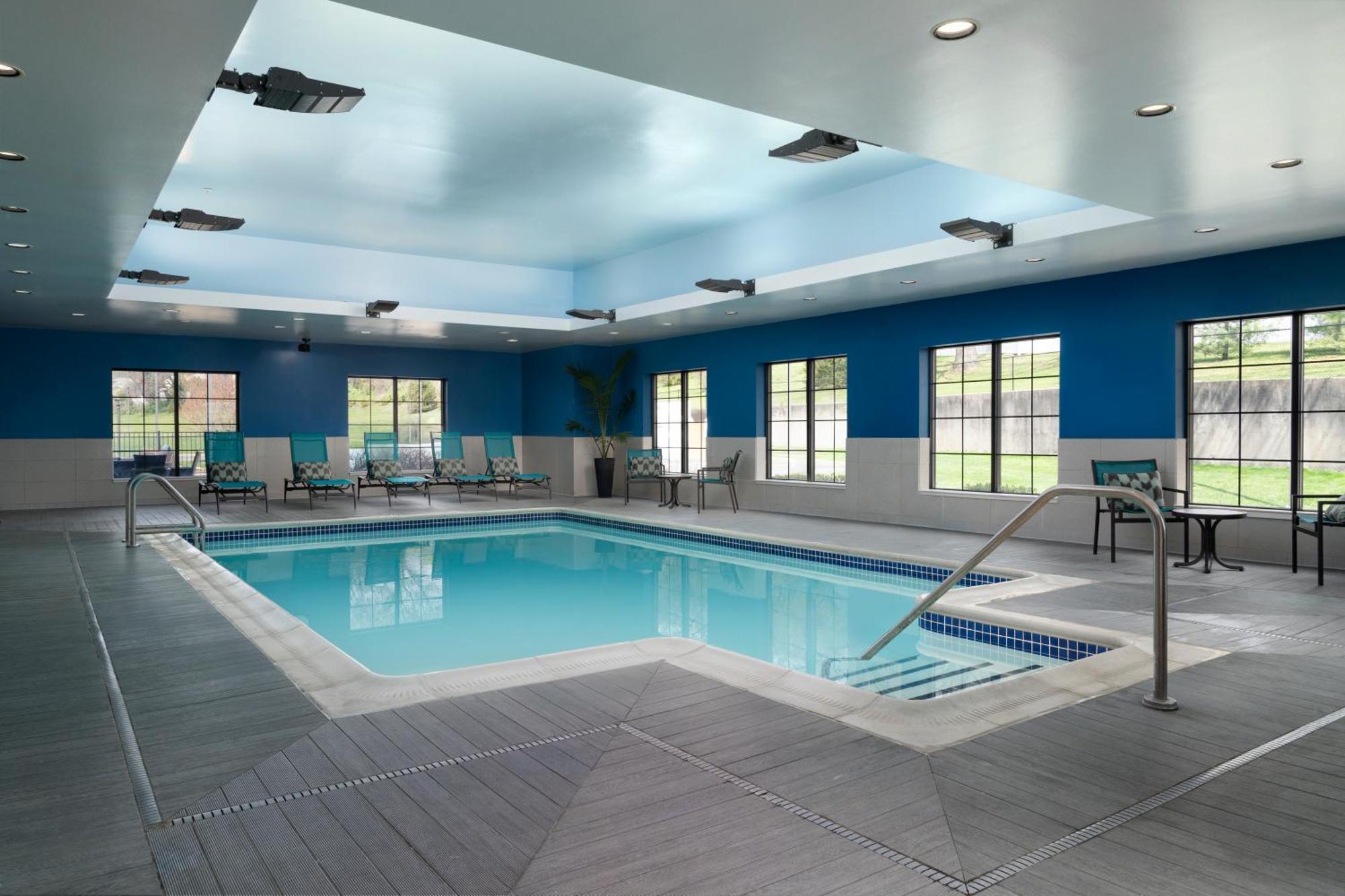 Hampton Inn & Suites Yonkers - Westchester Bagian luar foto